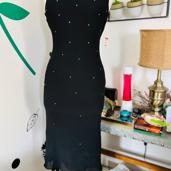 ✨Little Black Dress -  Elevate Your Style with Celavie Collection! ✨ - Picture 2 of 7